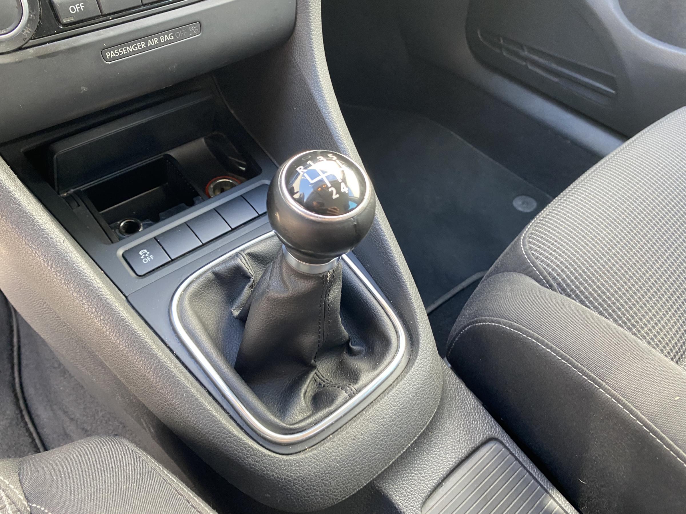 Volkswagen Golf, 2011 - pohled č. 16