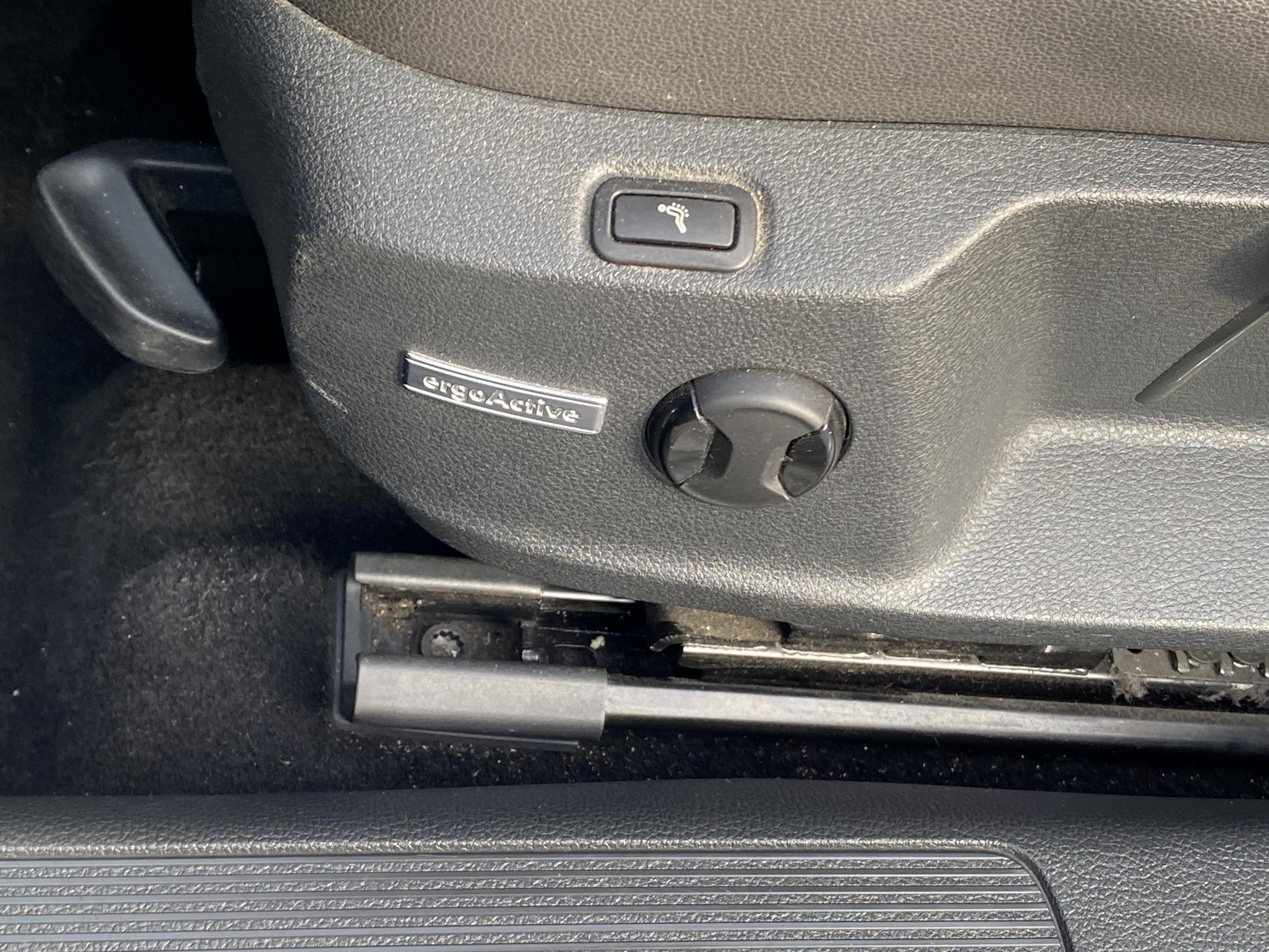 Volkswagen Golf, 2016 - pohled č. 12