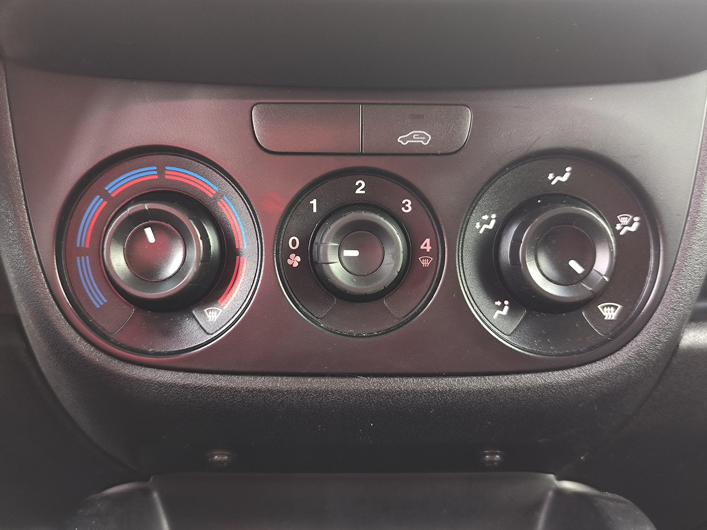 Opel Combo, 2015 - pohled č. 12