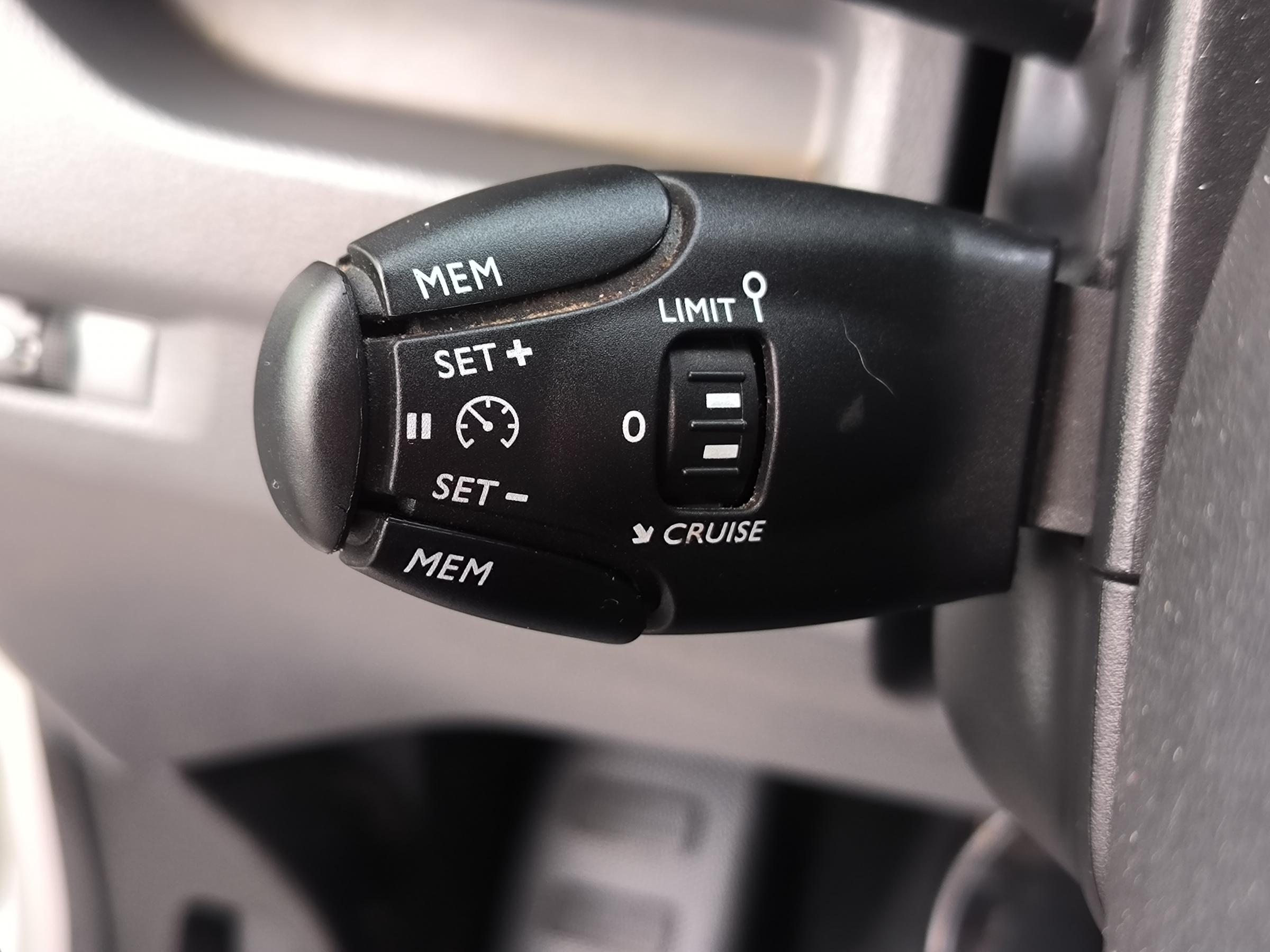 Peugeot Expert, 2020 - pohled č. 22