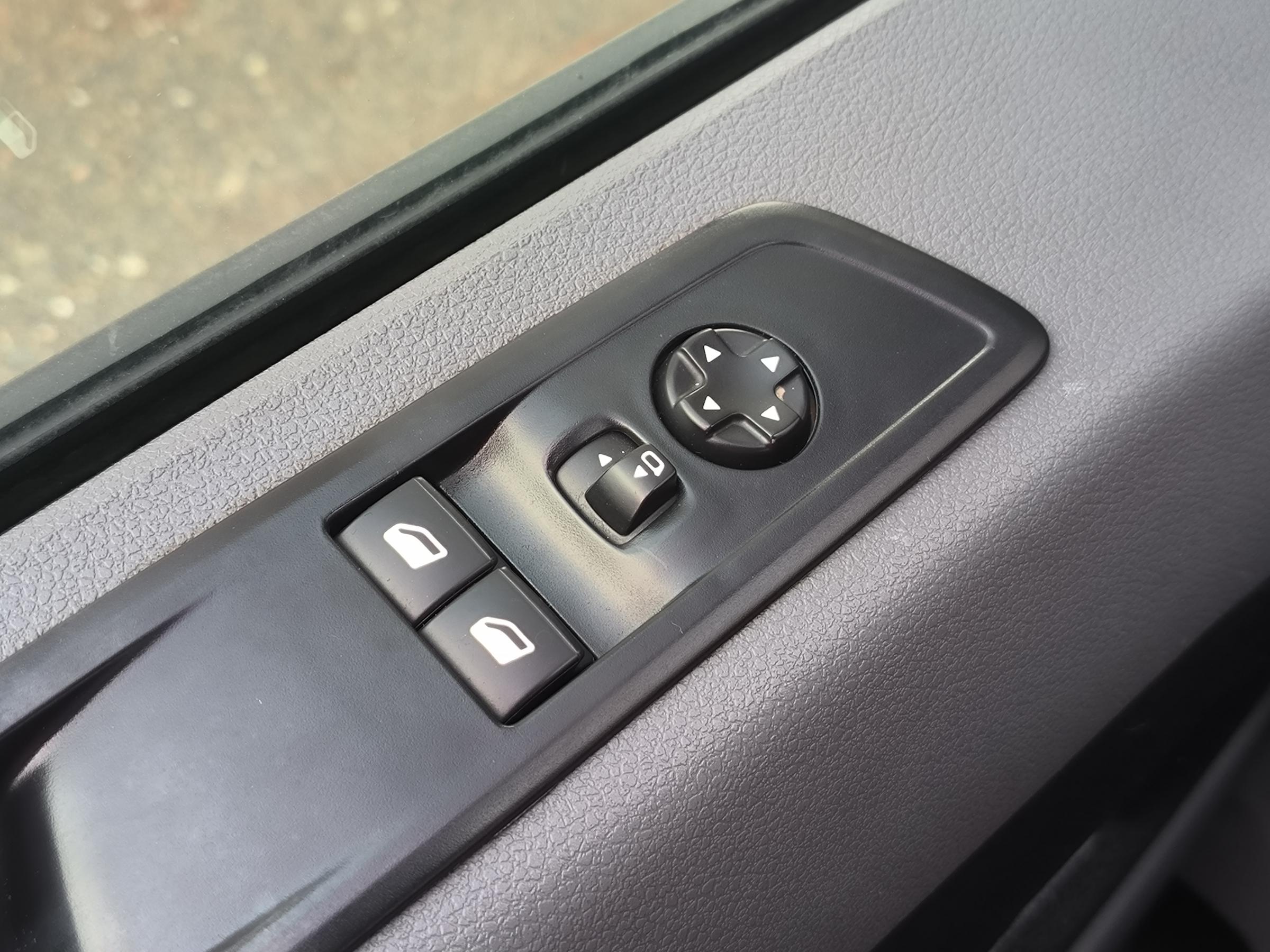 Peugeot Expert, 2020 - pohled č. 23