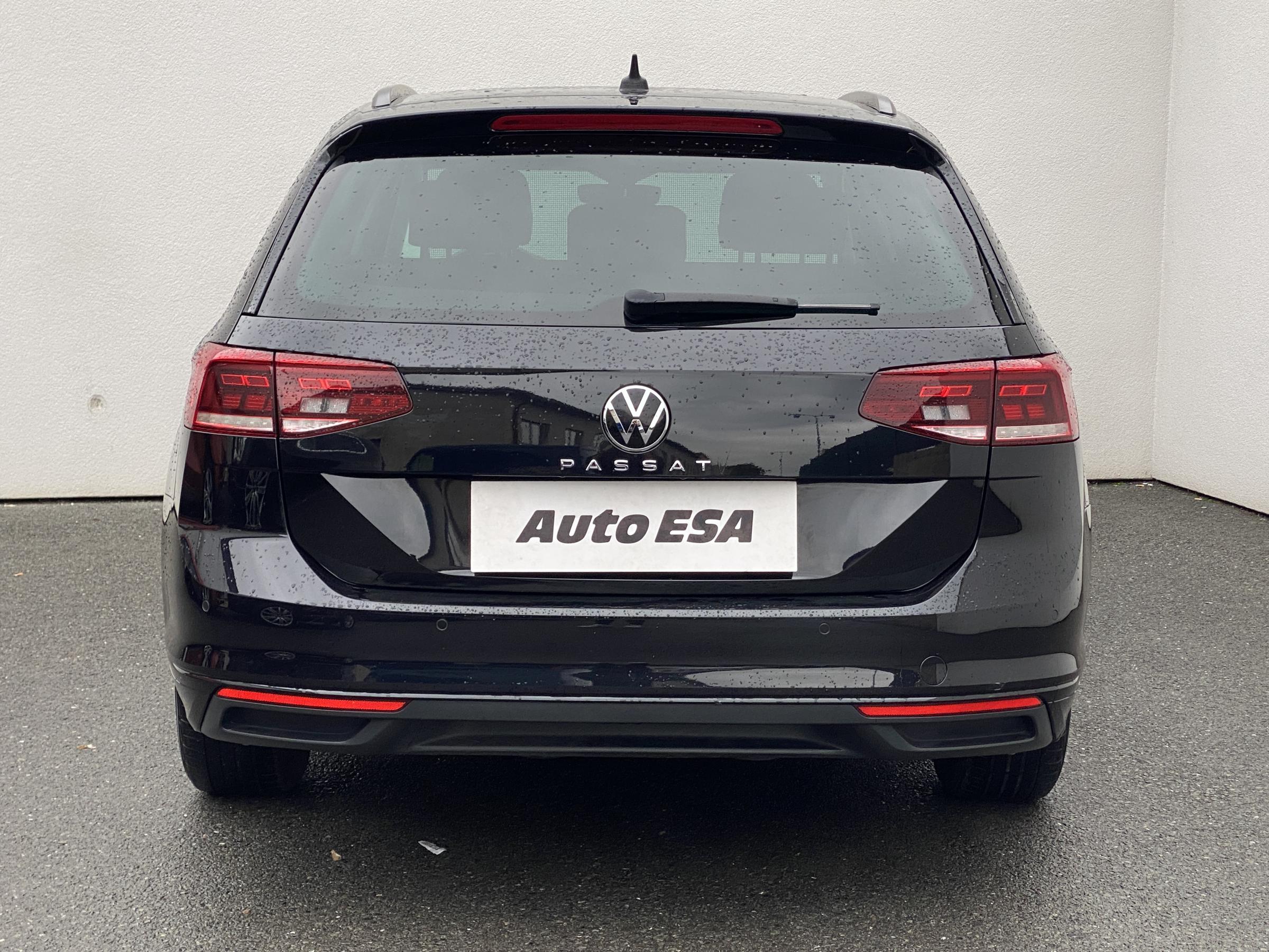 Volkswagen Passat, 2021 - pohled č. 5