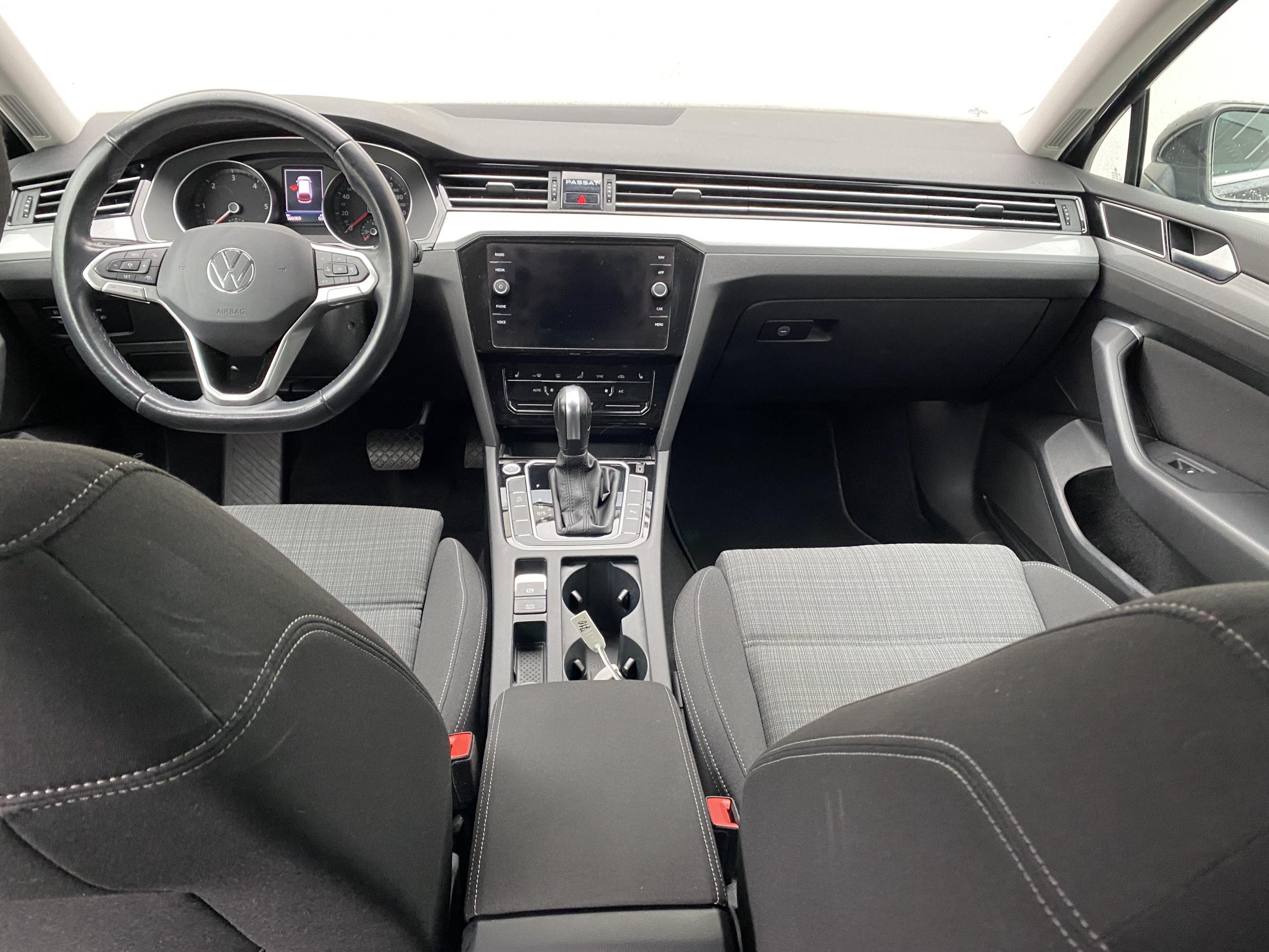 Volkswagen Passat, 2021 - pohled č. 8