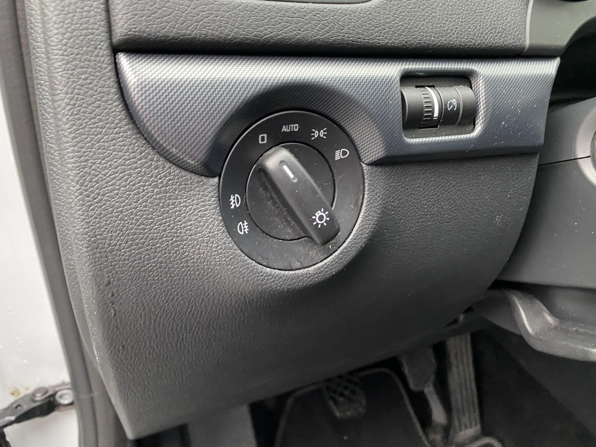 Škoda Yeti, 2015 - pohled č. 15