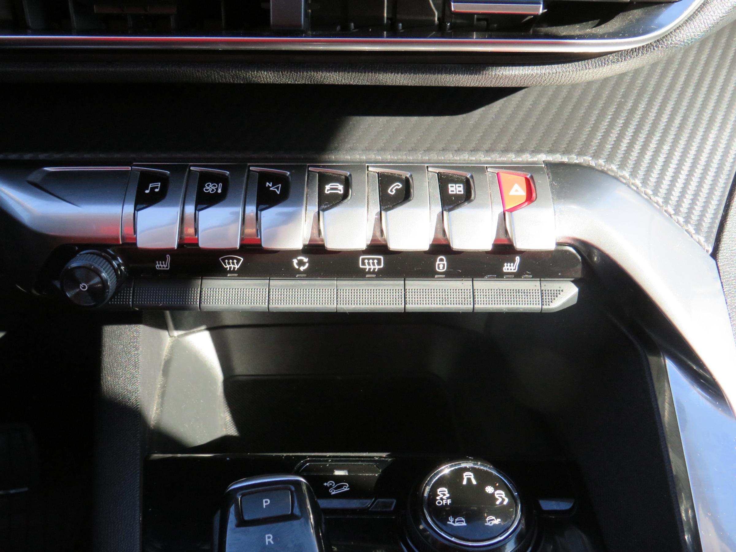 Peugeot 5008, 2020 - pohled č. 15