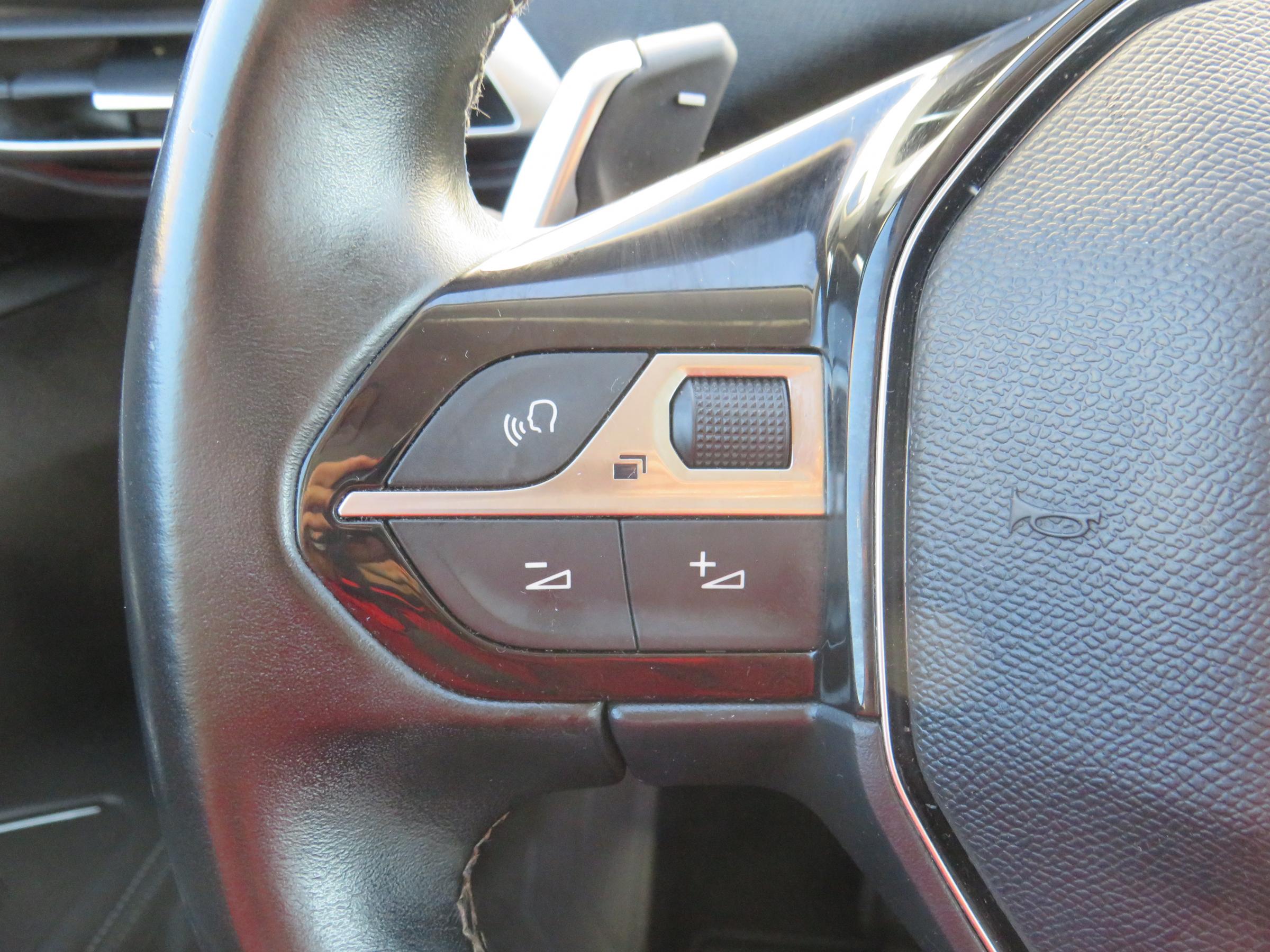 Peugeot 5008, 2020 - pohled č. 16