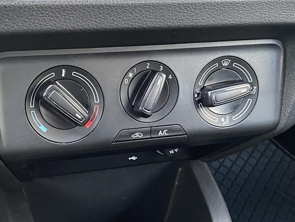 Škoda Fabia III 1.0 TSi Ambition