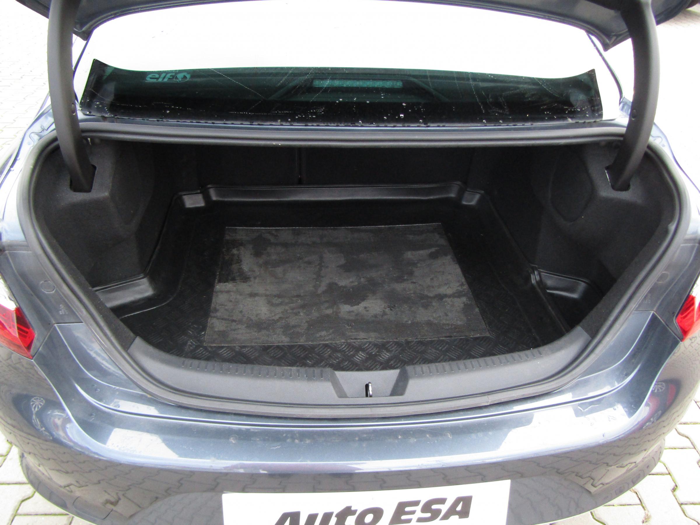 Renault Mégane, 2017 - pohled č. 7