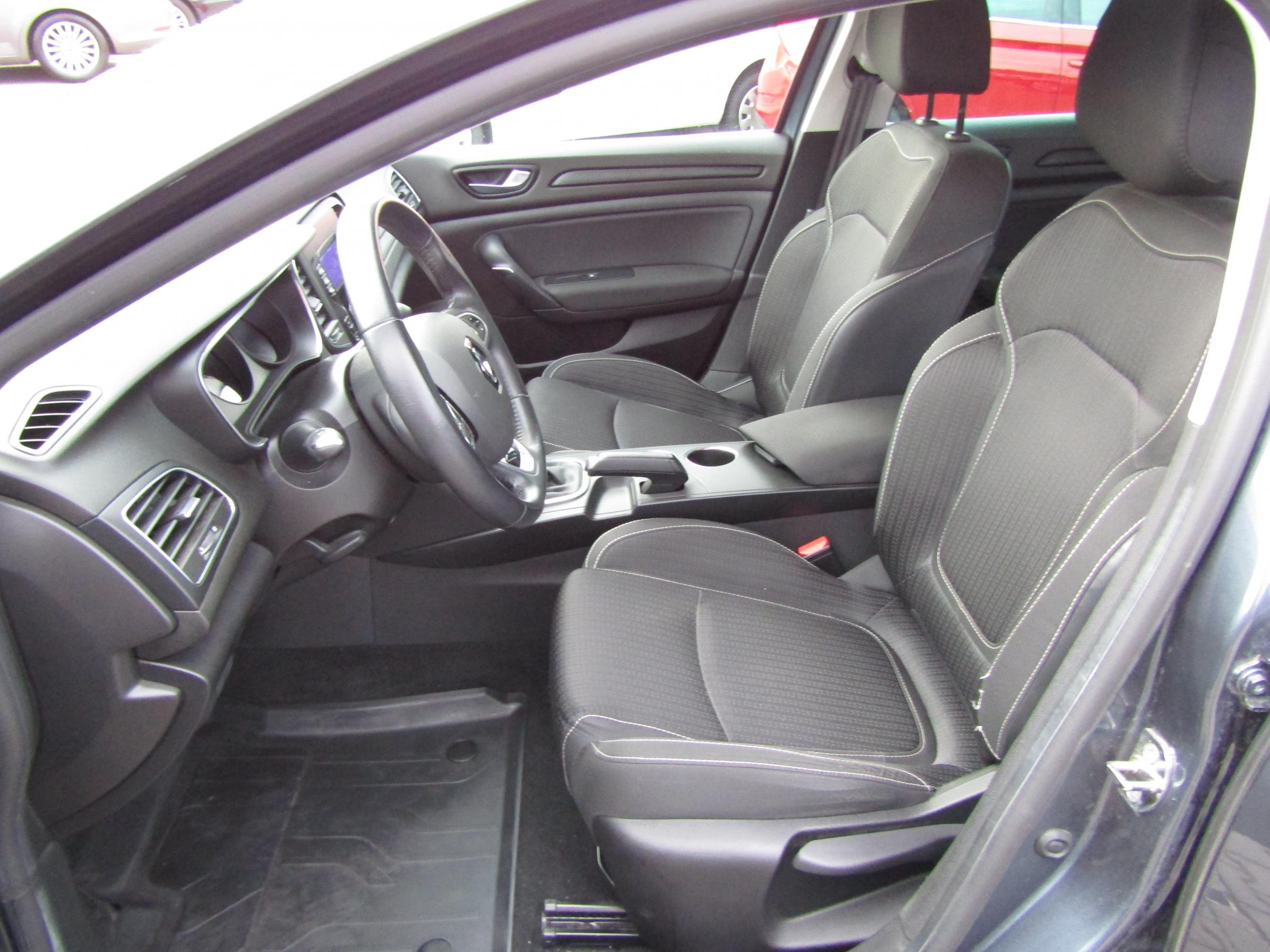 Renault Mégane, 2017 - pohled č. 9