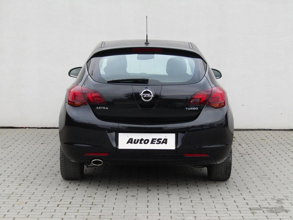 Opel Astra 1.4T Cosmo