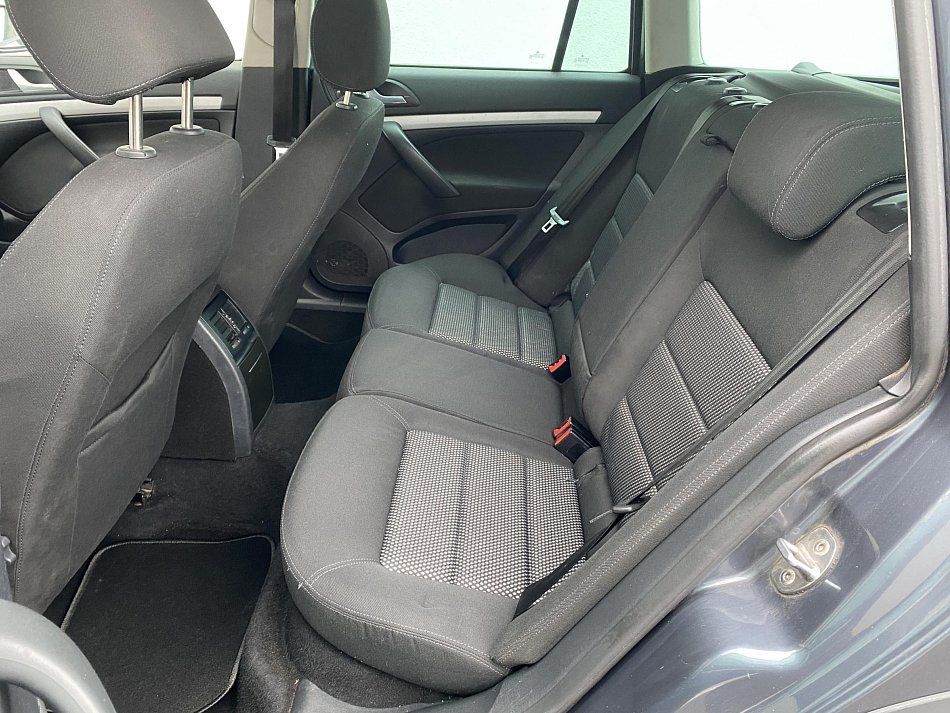 Škoda Octavia II 2.0 TDI Scout 4x4