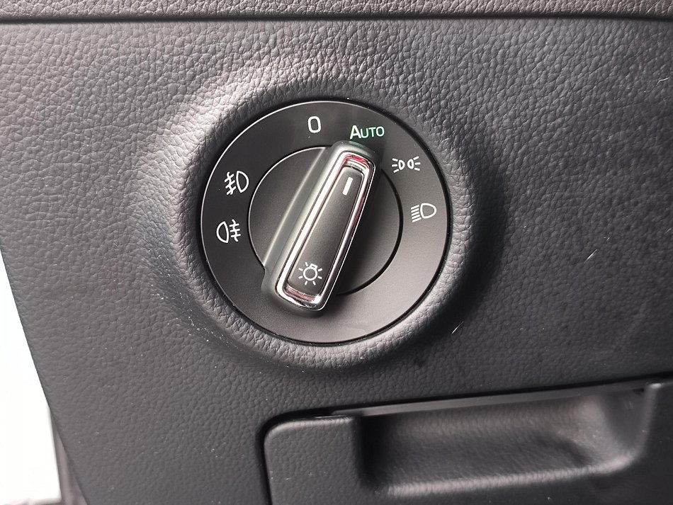 Škoda Superb III 2.0 TDi Style