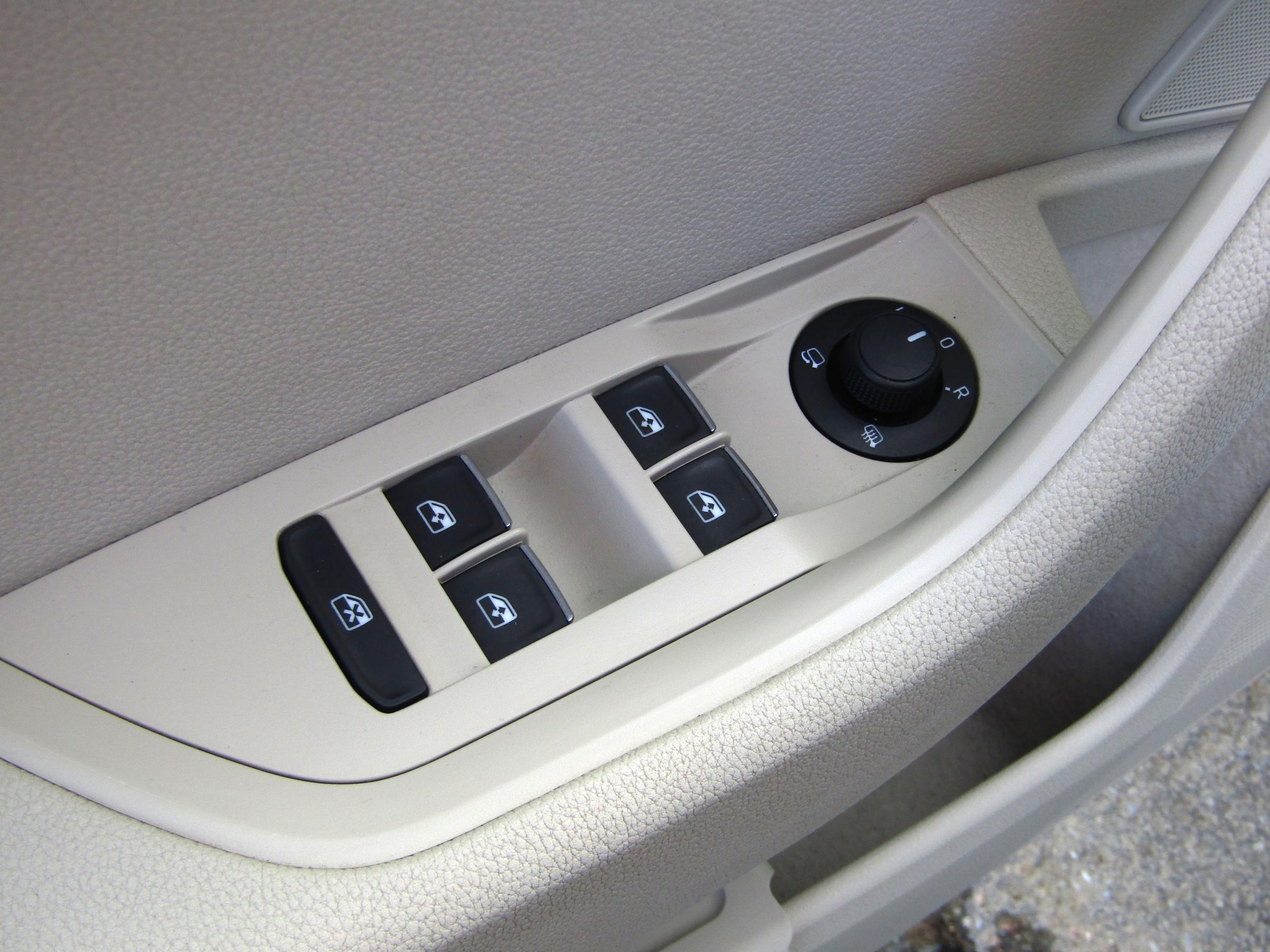 Škoda Superb, 2015 - pohled č. 11