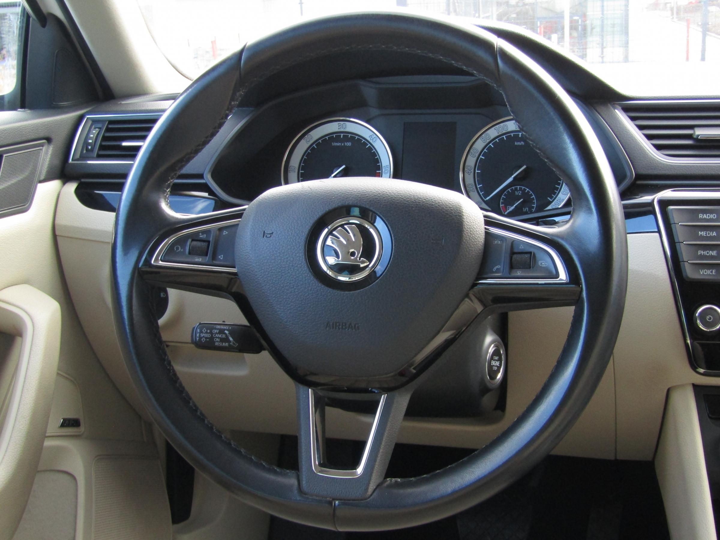 Škoda Superb, 2015 - pohled č. 14