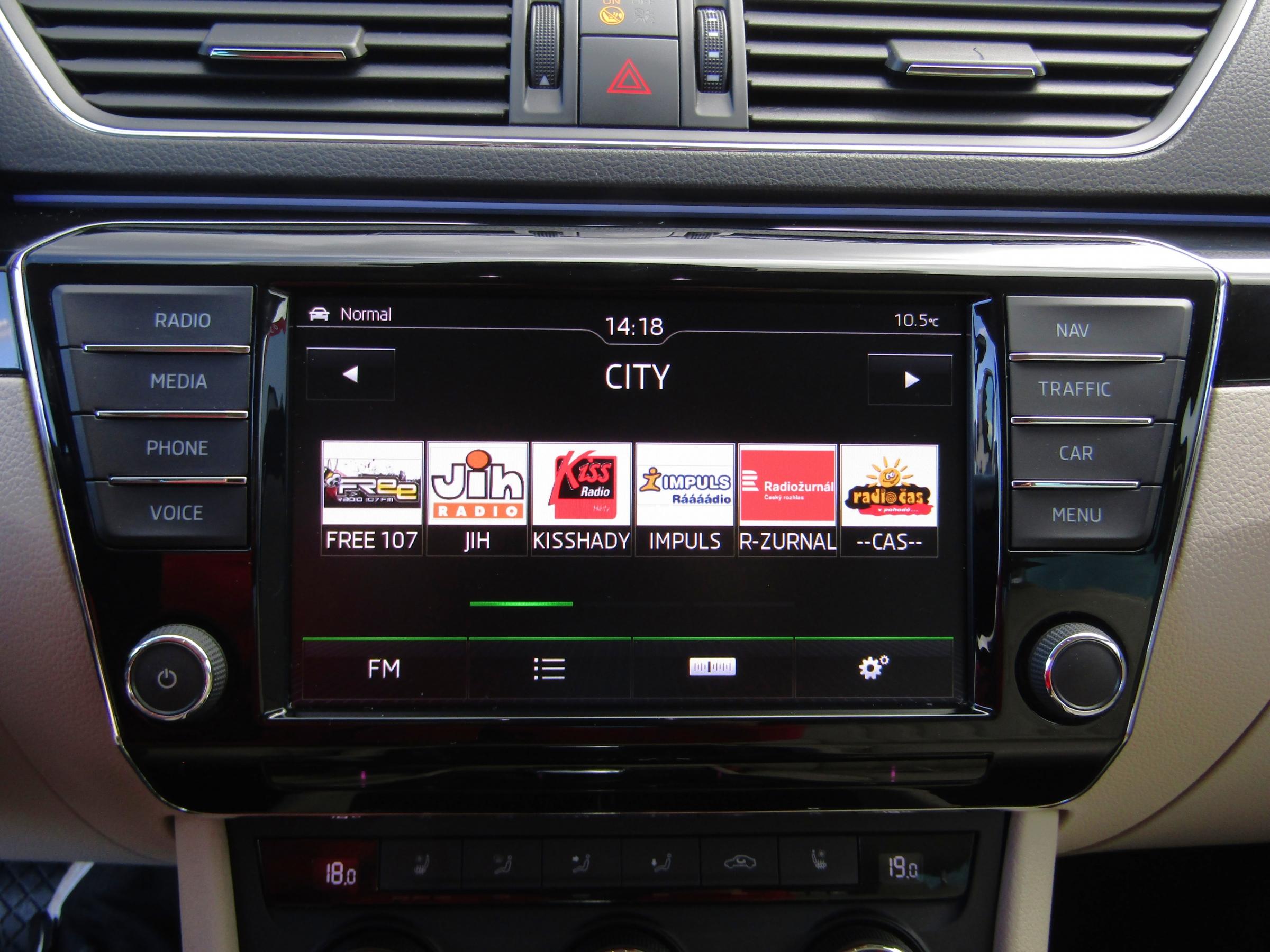 Škoda Superb, 2015 - pohled č. 17