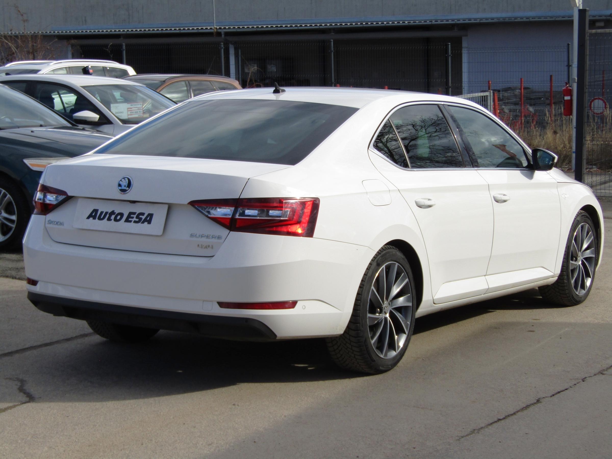 Škoda Superb, 2015 - pohled č. 4