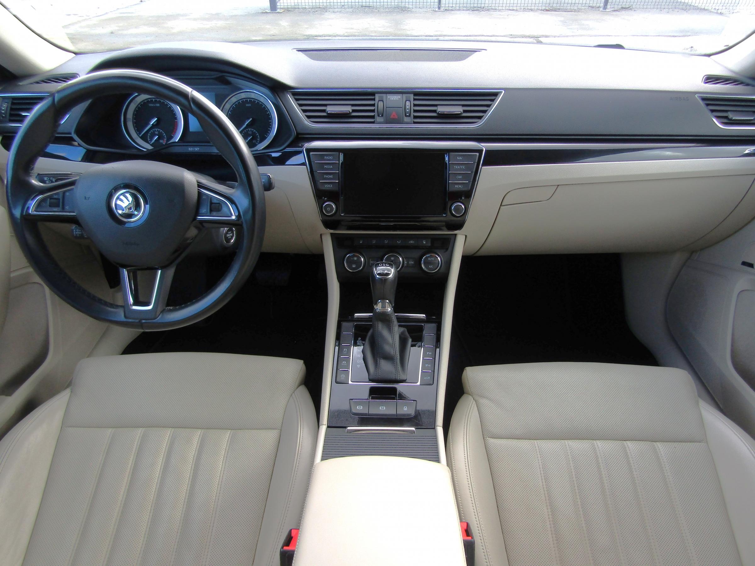 Škoda Superb, 2015 - pohled č. 8