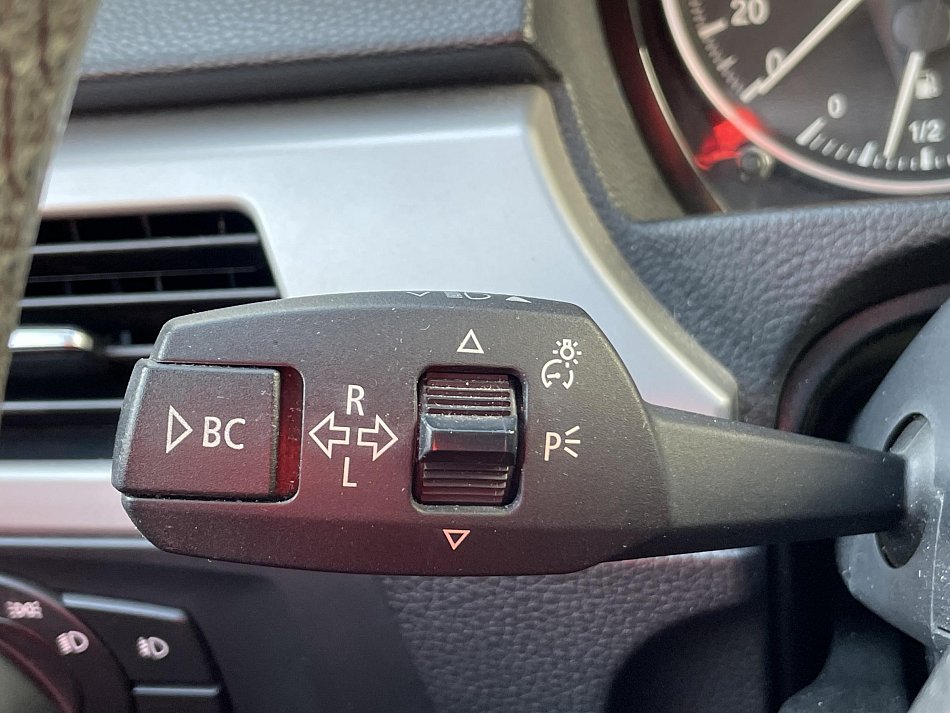 BMW Řada 3 2.0 i  318i