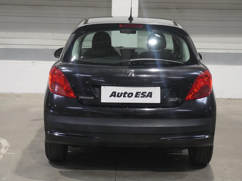 Peugeot 207 1.4 HDi 