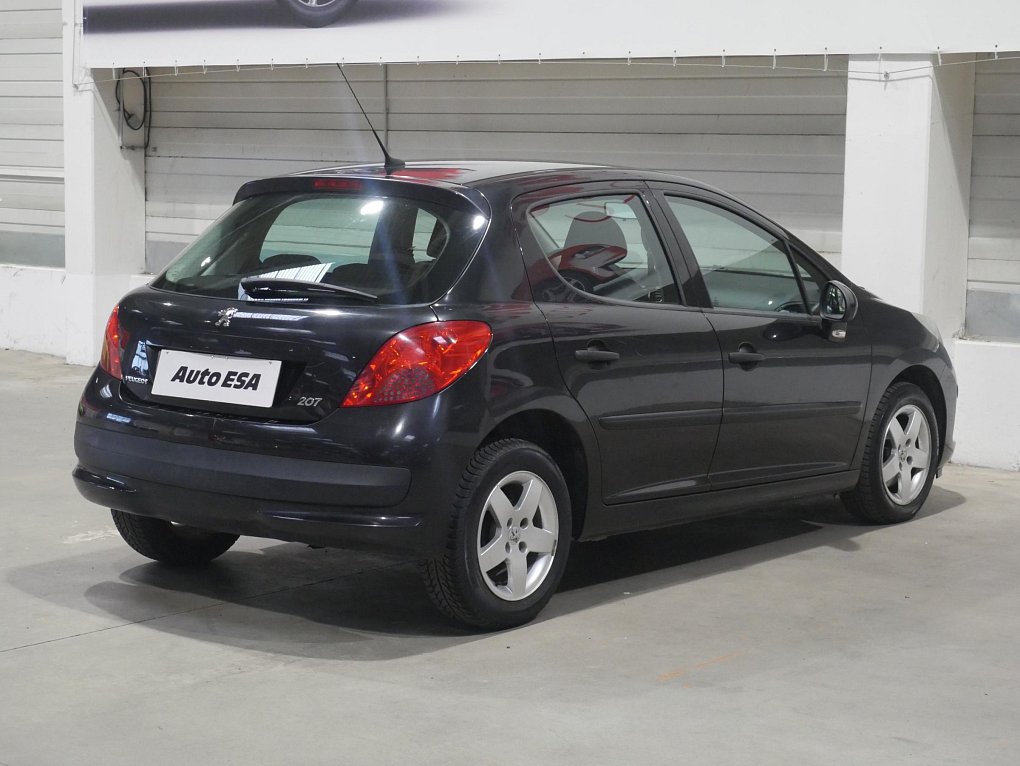 Peugeot 207 1.4 HDi 