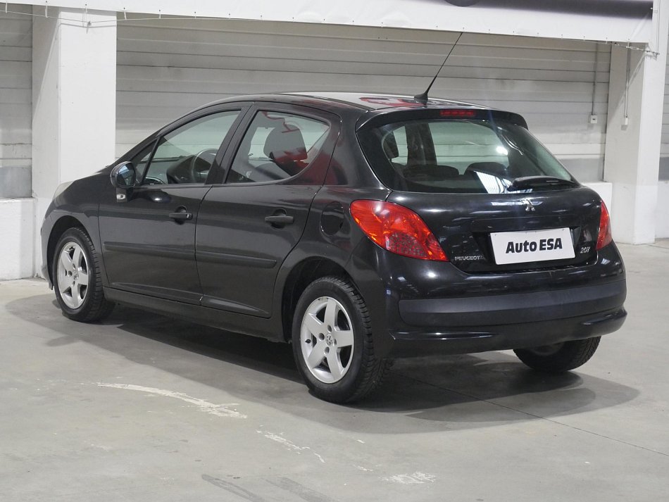 Peugeot 207 1.4 HDi 