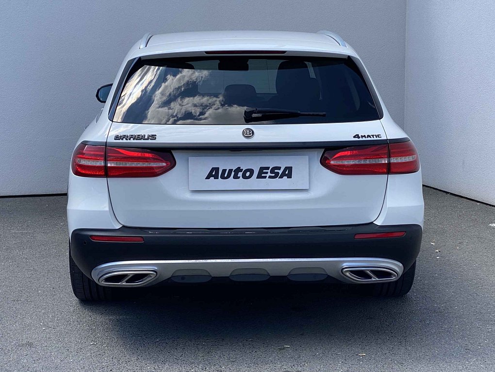 Mercedes-Benz Třída E 2.0 d  4Matic E 220