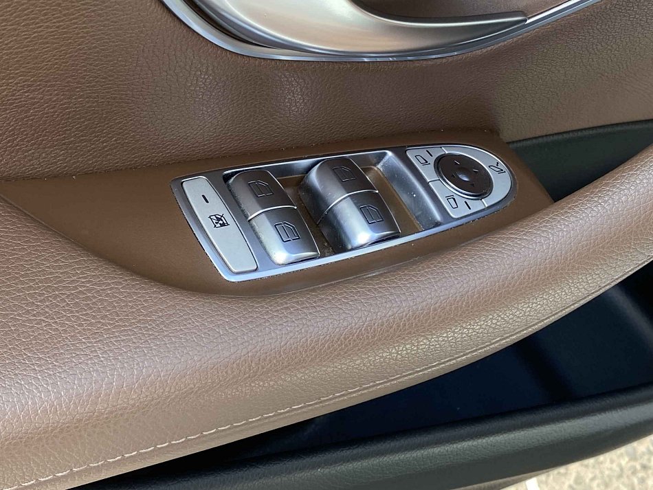 Mercedes-Benz Třída E 2.0 d  4Matic E 220