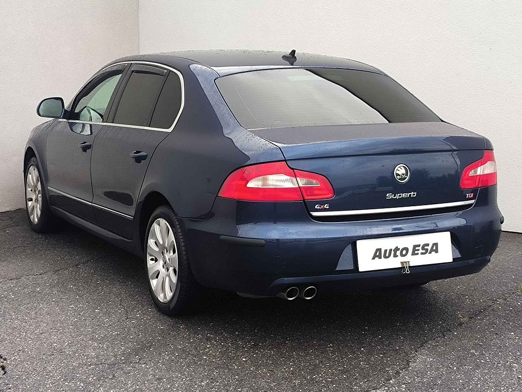 Škoda Superb II 2.0TDi Elegance 4x4