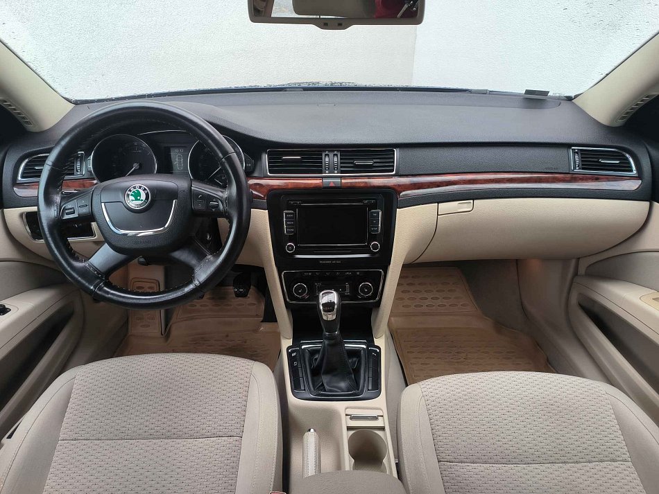 Škoda Superb II 2.0TDi Elegance 4x4