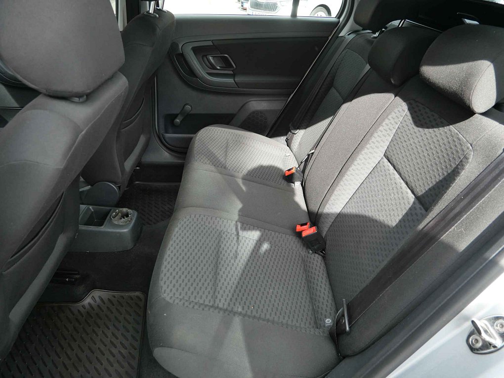 Škoda Fabia II 1.2 TSi Ambiente