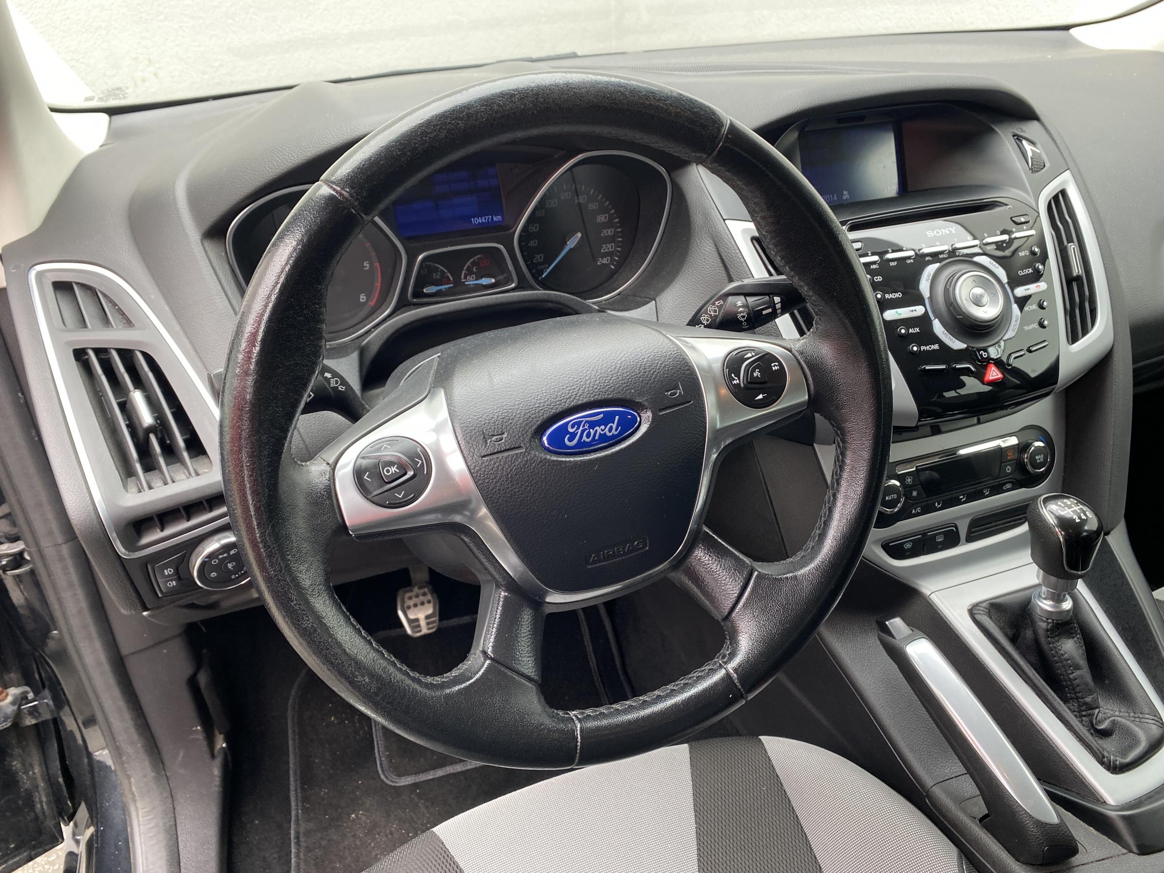 Ford Focus, 2013 - pohled č. 14