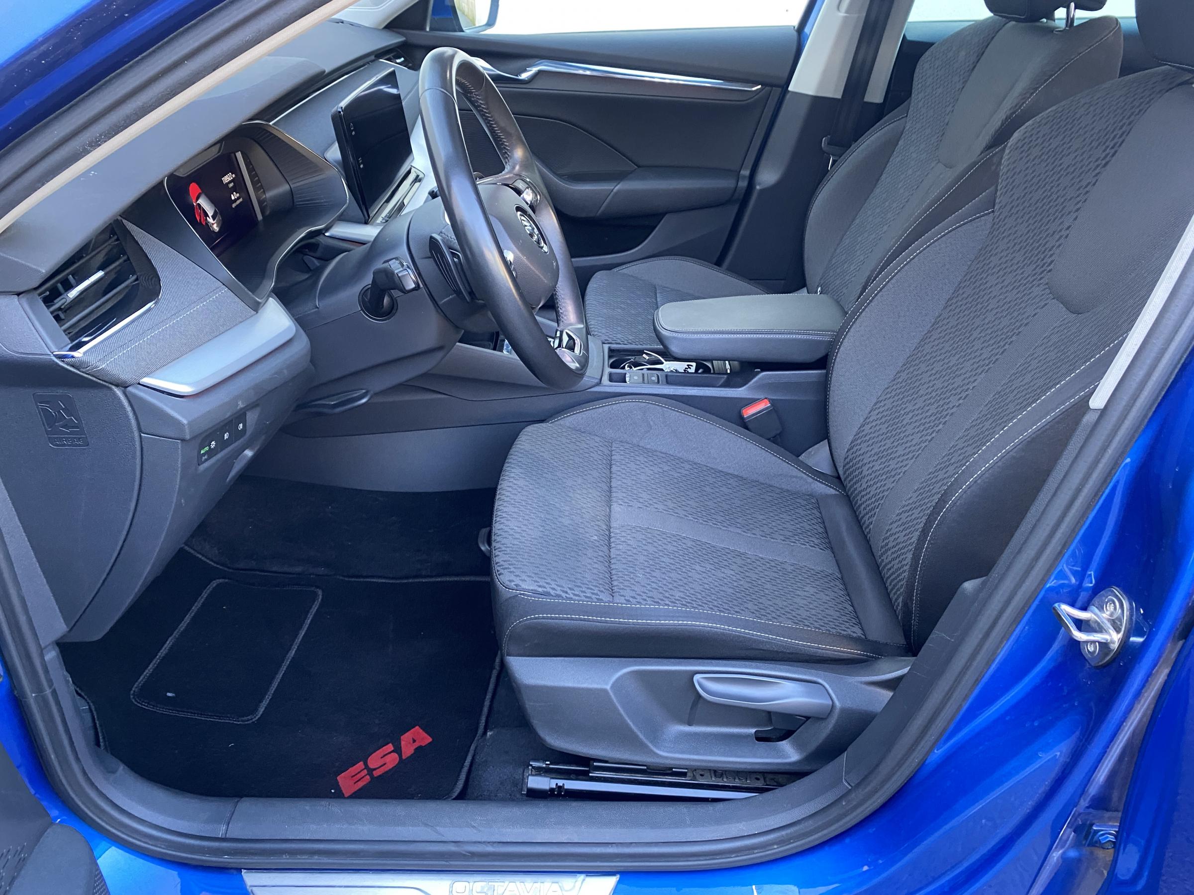 Škoda Octavia IV, 2021 - pohled č. 10