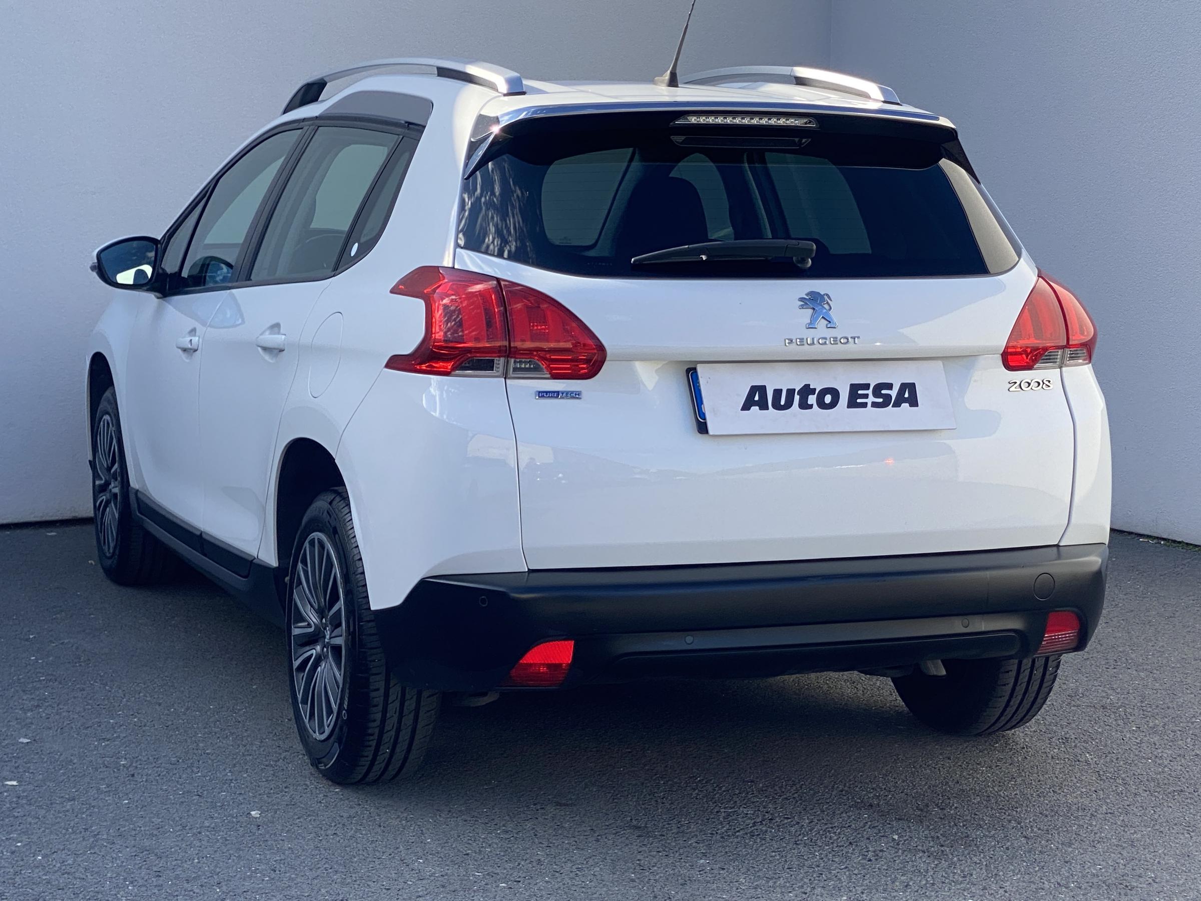 Peugeot 2008, 2016 - pohled č. 6