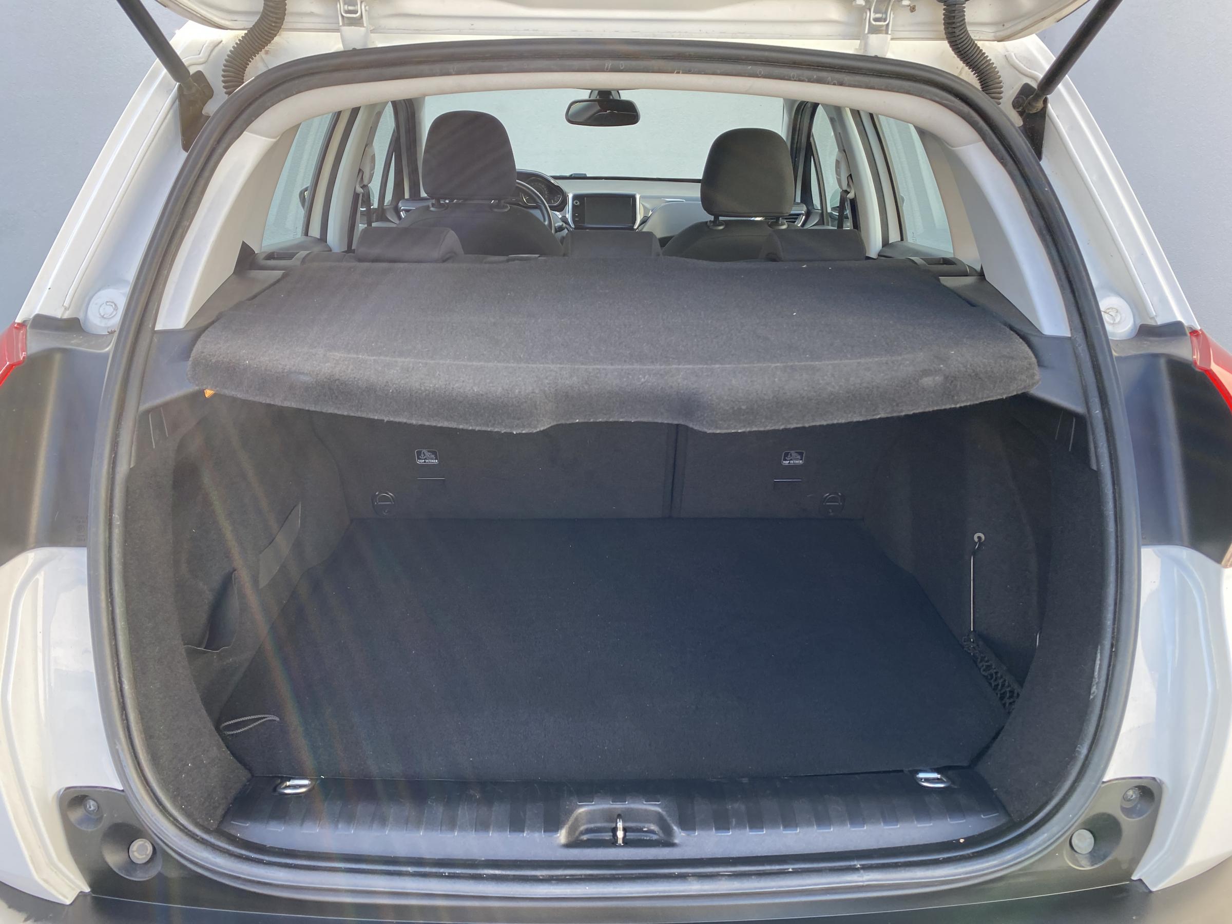 Peugeot 2008, 2016 - pohled č. 7