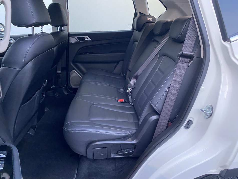 SsangYong Rexton 2.2 D Crystal 4WD