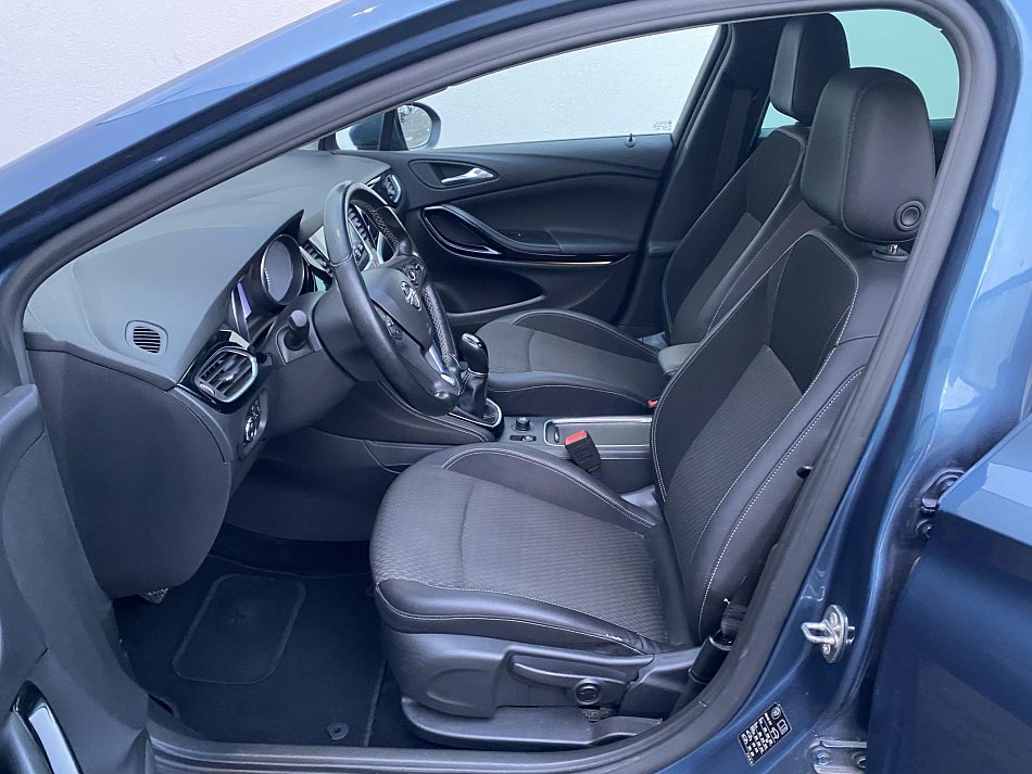 Opel Astra 1.4 T Innovation