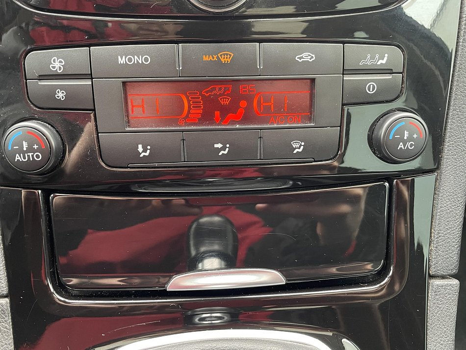 Ford Galaxy 2.2 TDCi Ghia