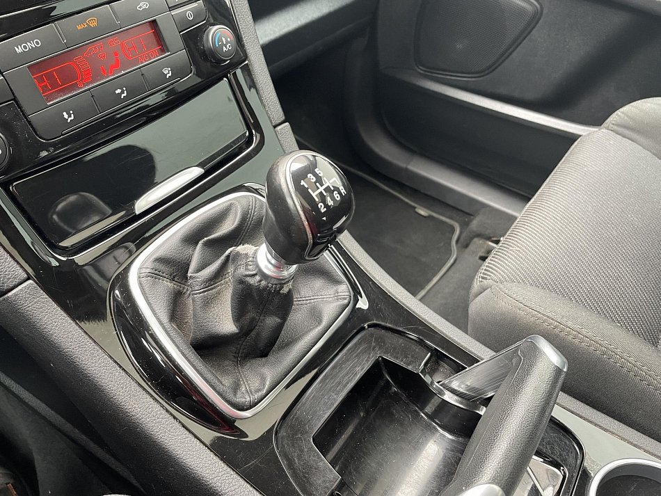 Ford Galaxy 2.2 TDCi Ghia