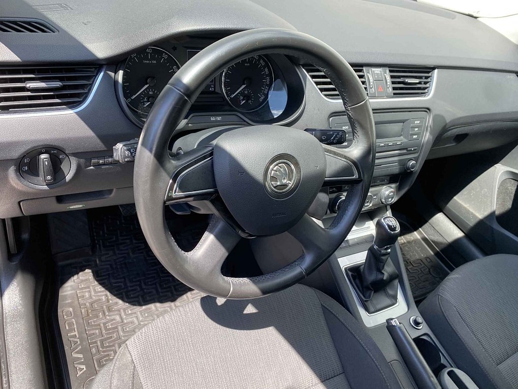 Škoda Octavia III 1.4 TSi Elegance