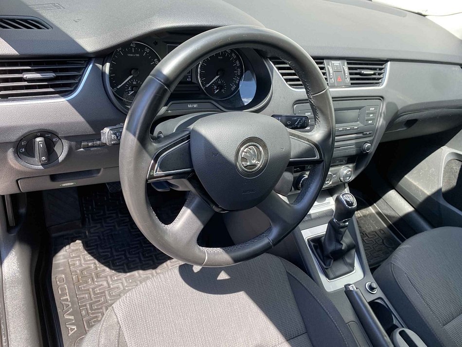 Škoda Octavia III 1.4 TSi Elegance