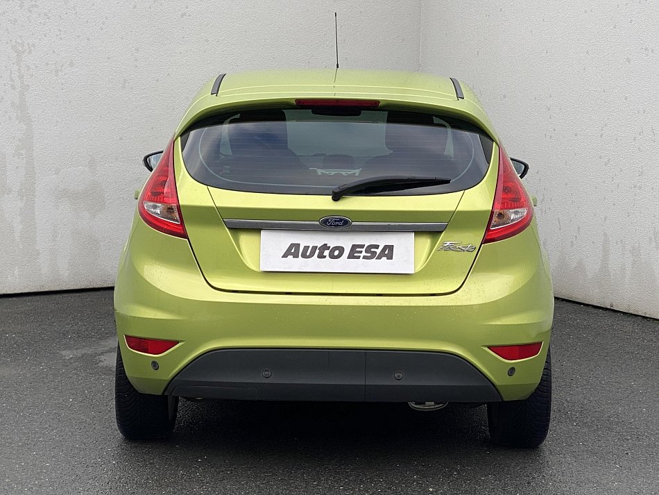 Ford Fiesta 1.6 Ti-VCT Titanium