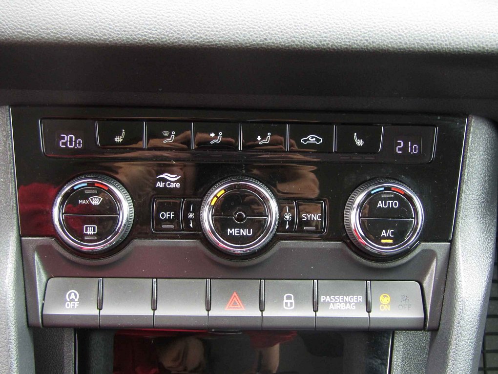 Škoda Karoq 1.6 TDi Ambition