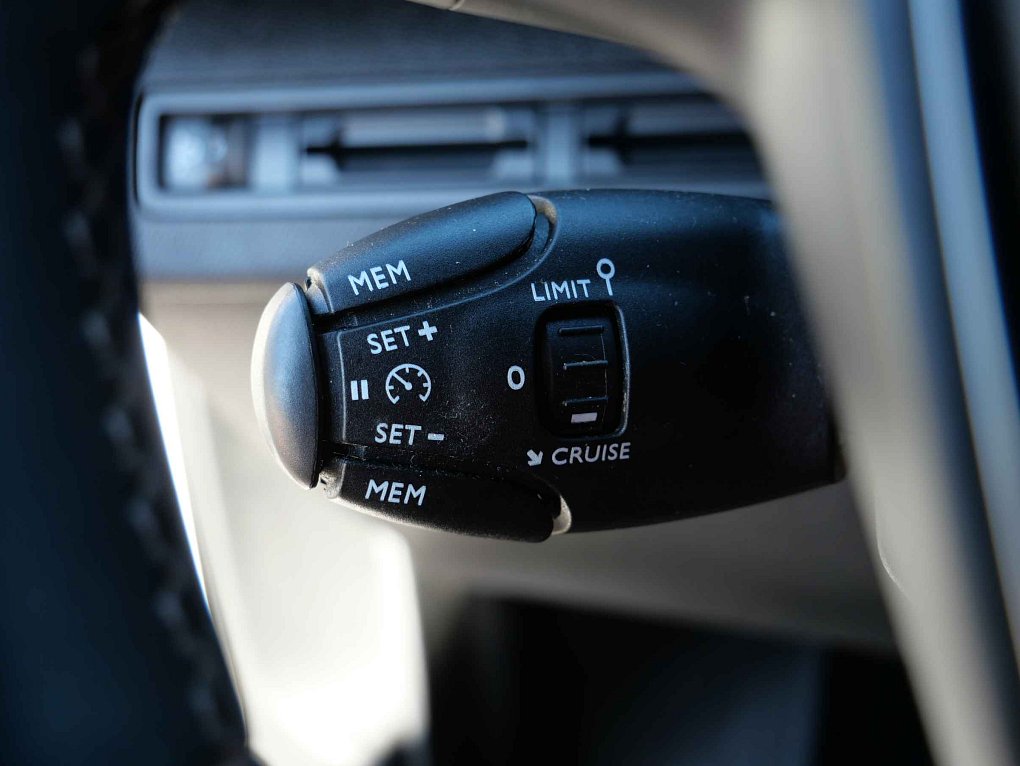 Peugeot 3008 1.6 HDi Active