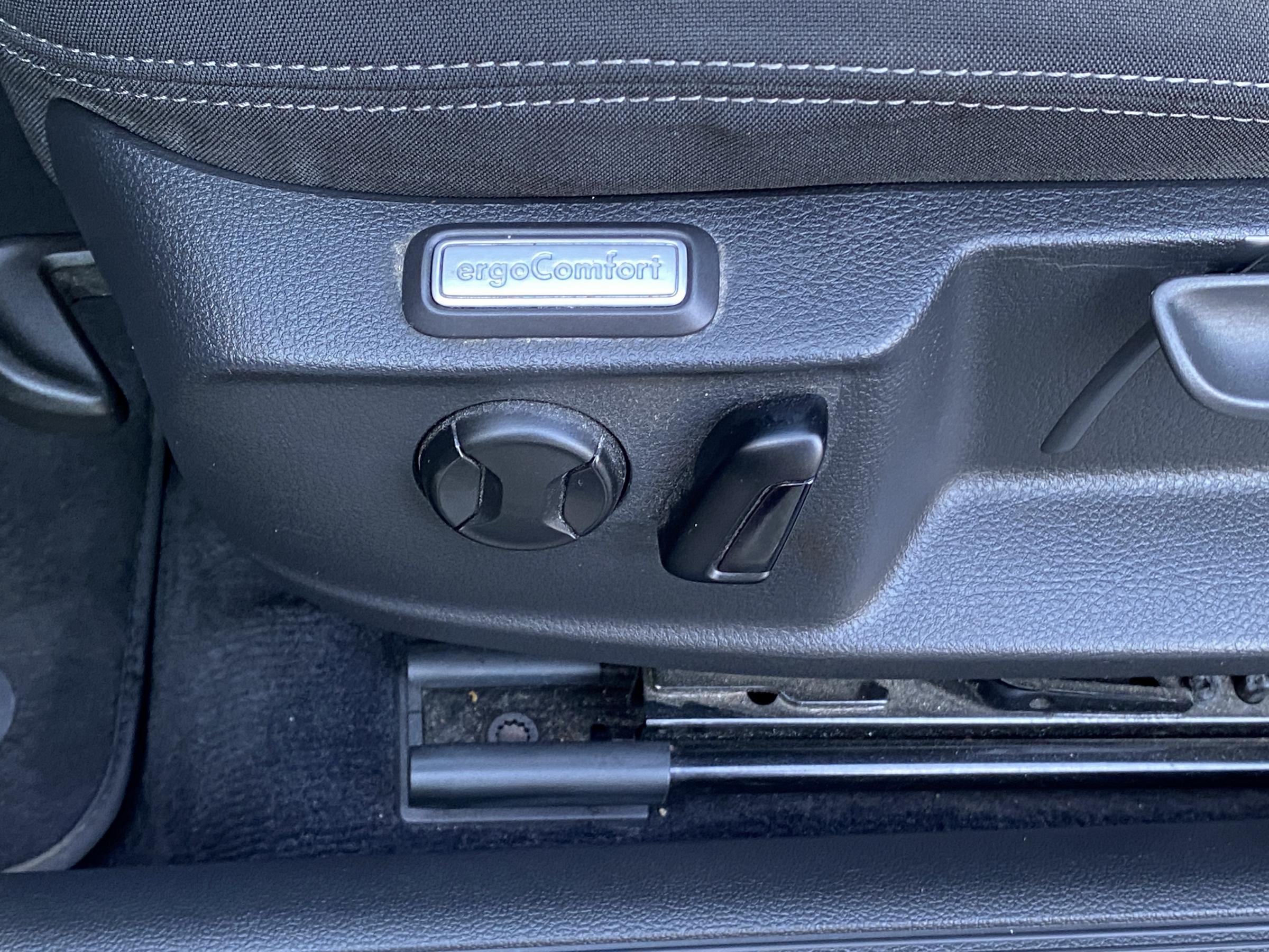 Volkswagen Passat, 2017 - pohled č. 12