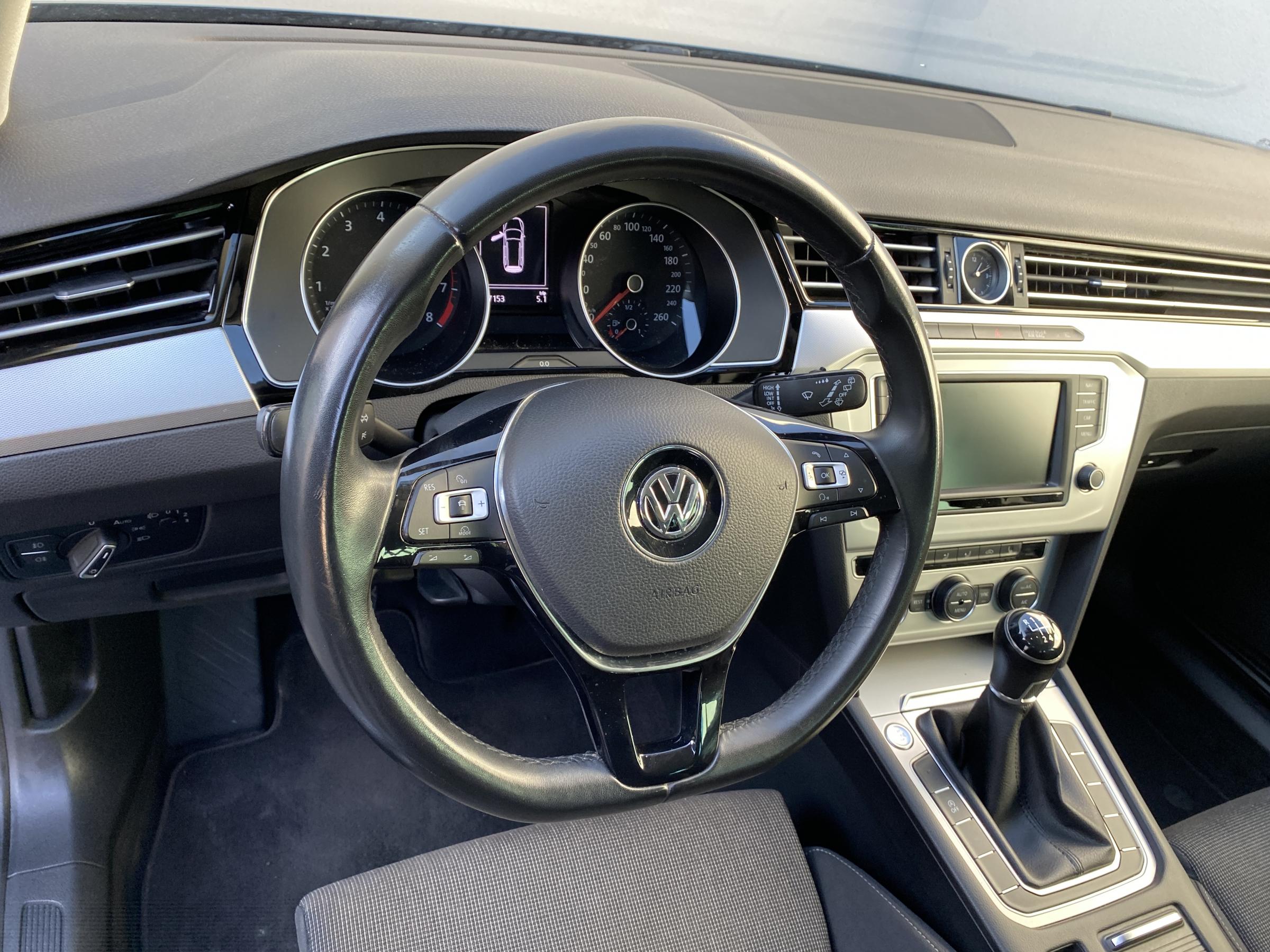 Volkswagen Passat, 2017 - pohled č. 13
