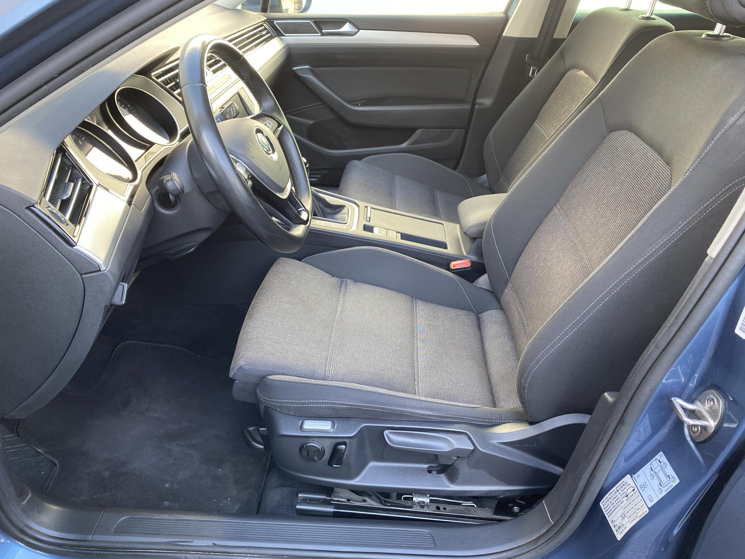 Volkswagen Passat, 2017 - pohled č. 9