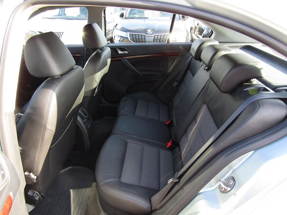 Škoda Octavia II 1.2 TSI Elegance