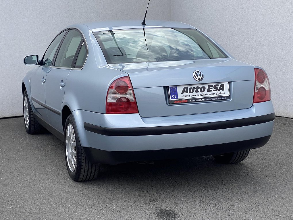 Volkswagen Passat 1.6 i 