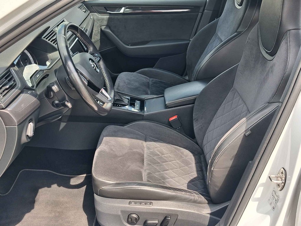 Škoda Superb III 2.0 TDi 