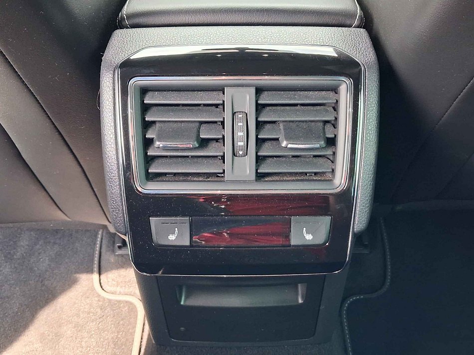 Škoda Superb III 2.0 TDi 